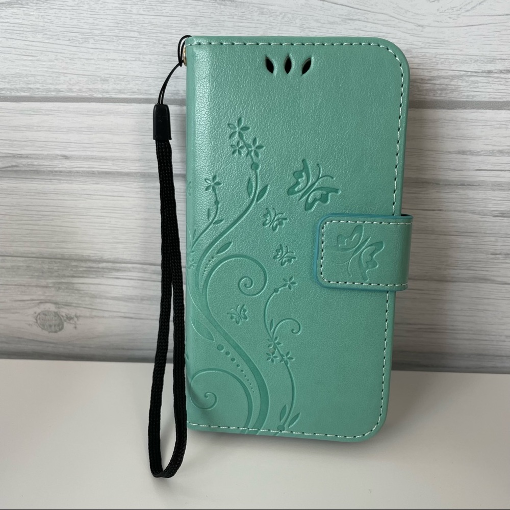 Flyer Case Compatible with iPhone 12 mini.